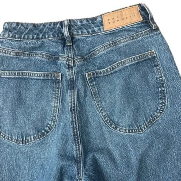 PacSun Classic Blue Distressed Straight Leg Jeans - Picture 4 of 9